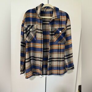 Aerie Women’s Flannel, size medium, never been worn.